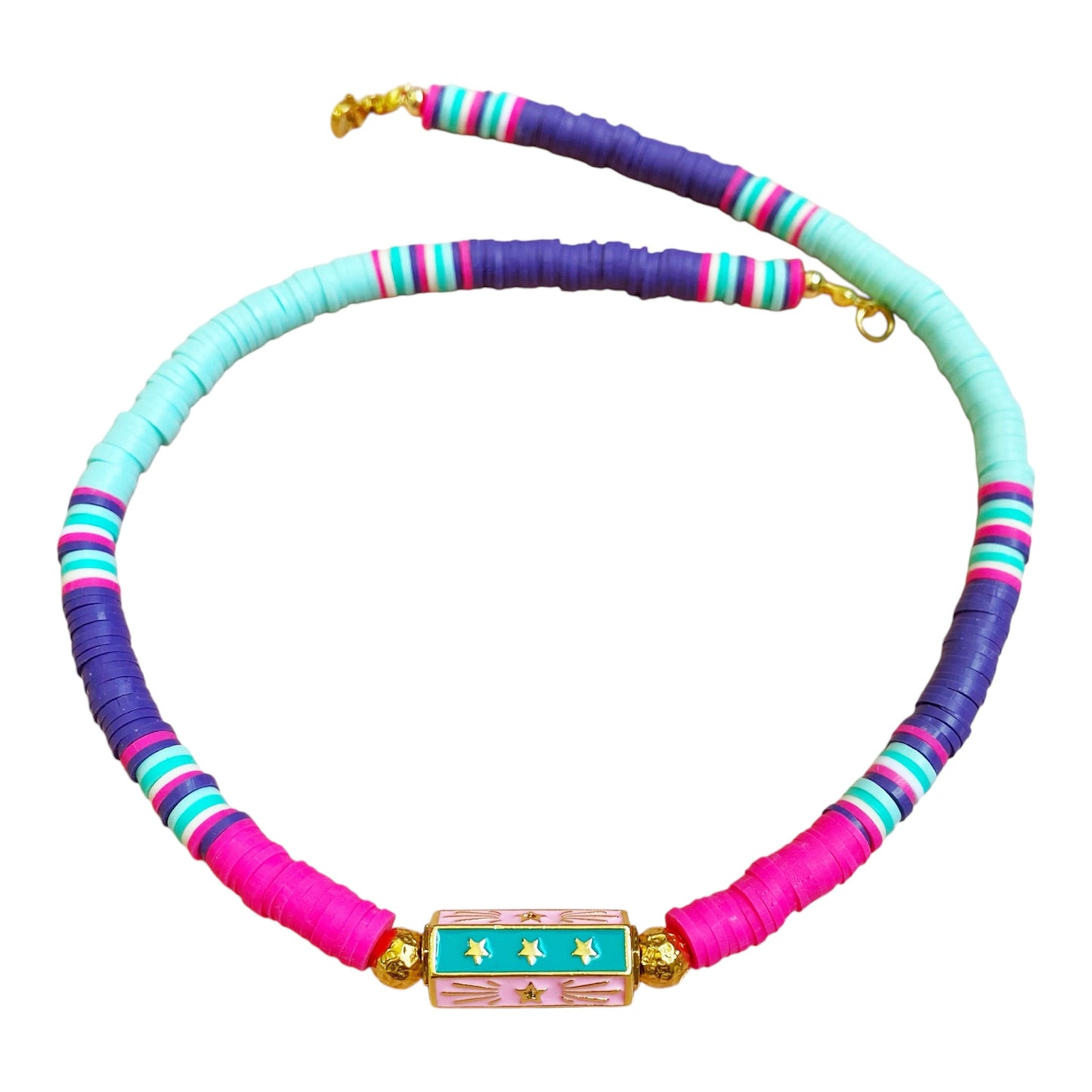 Collier surfeur et breloque amulette porte chance