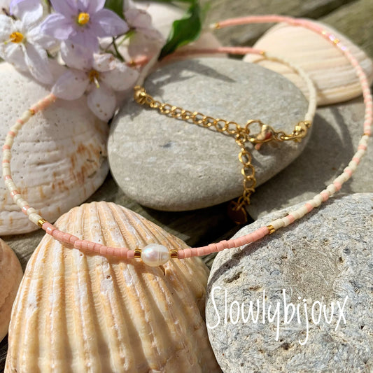 Collier de perles, collier miyuki, collier minimaliste, collier fin, collier délicat, collier tendance, idée cadeau