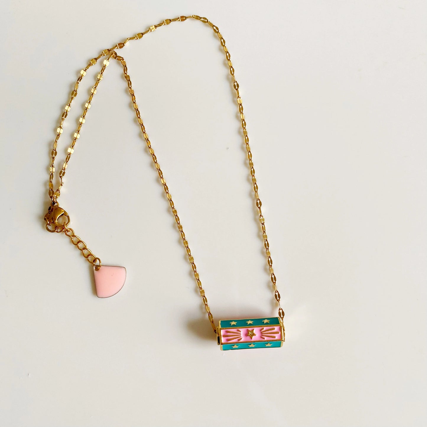 Collier talisman, collier breloque cylindre, collier acier inoxydable, idée cadeau